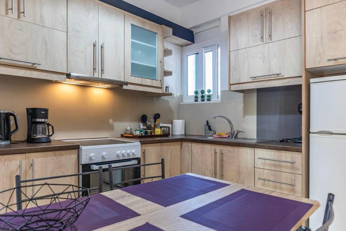 Comfy Central Square Gem With Balcony Apartment Kalamata Exterior photo